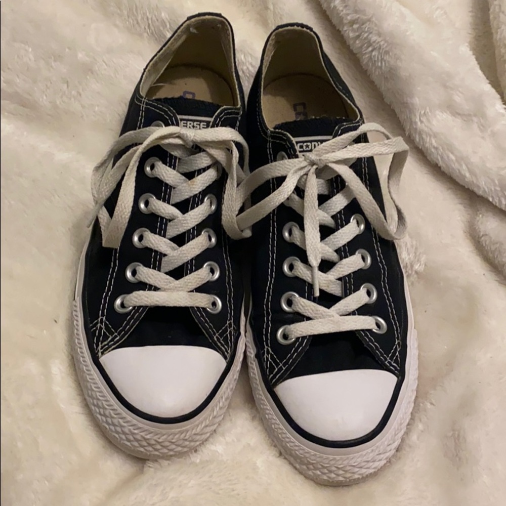 Converse Low Top shoes